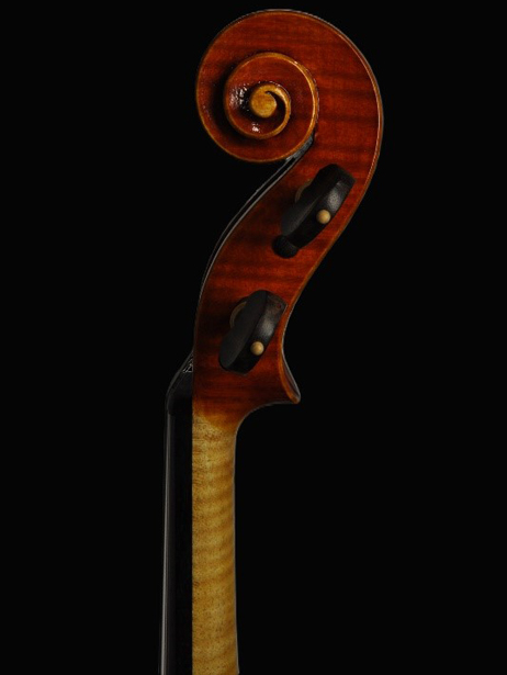Luthier en Galicia creación violín Santa Cecilia detalle violín